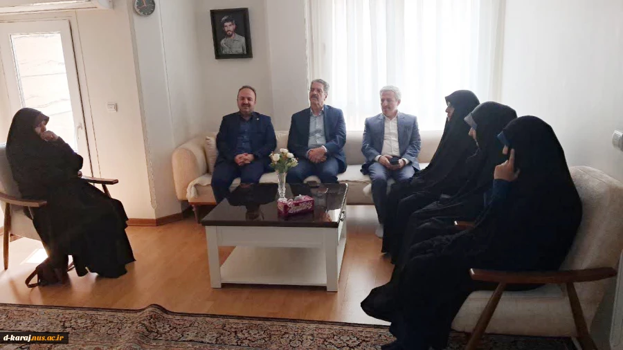 دیدار و گفت‌وگوی رئیس دانشگاه ملی مهارت با خانواده معزز شهدای گرانقدر، شهید کاتوزیان و شهیدان علی و فرهاد شاهچراغی
دکتر زمانی و هیئت همراه در روز بزرگ 2