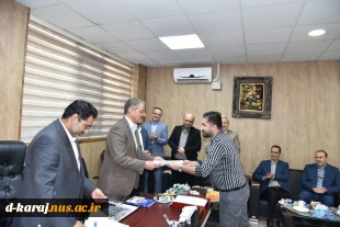 نشست صمیمی رئیس دانشگاه ملی مهارت با همکاران حوزه فرهنگی و دانشجویی؛
روایت تلاش، همدلی و مسیر رو به رشد 9