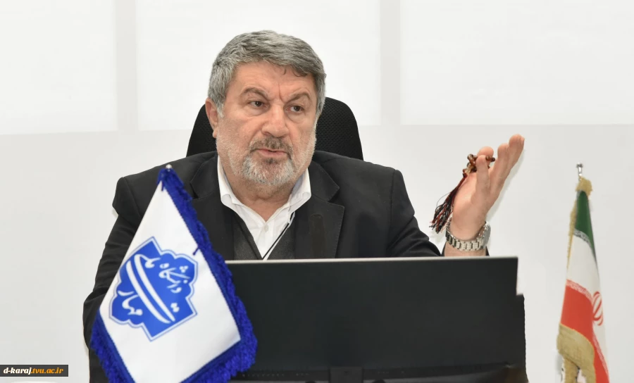 فارغ التحصیل دانشگاه ملی مهارت باید پرچم‌دار مهارت باشد. 2