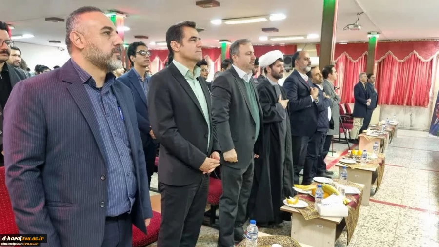 همزمان با فرارسیدن شانزدهم آذرماه؛ آیین بزرگداشت روز دانشجو در دانشکده شهید شمسی‌پور برگزار شد. 2