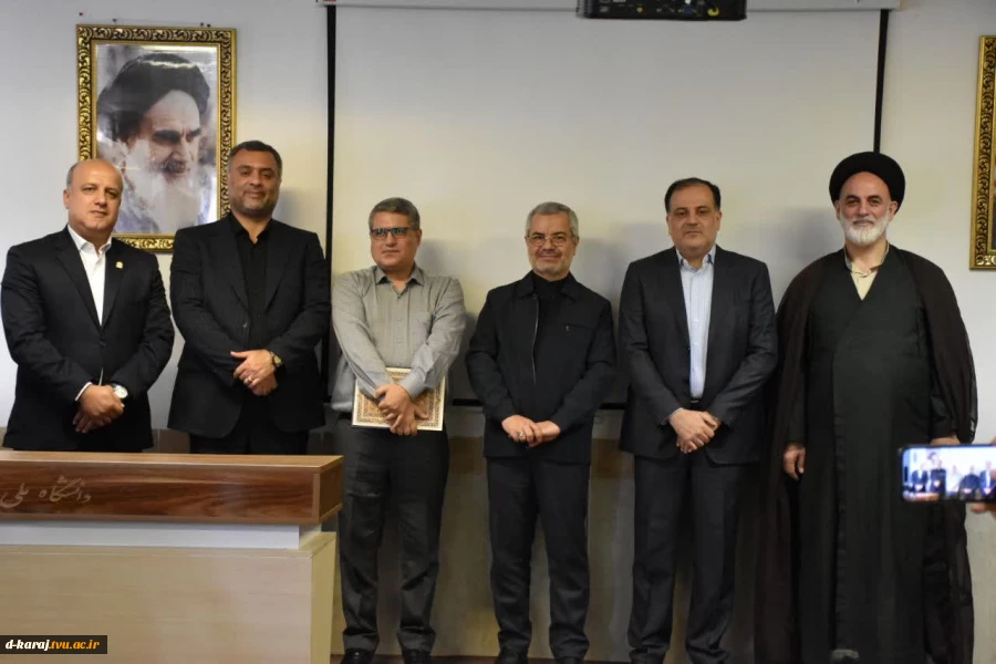 مدیرکل حوزه ریاست، روابط عمومی و هماهنگی امور مجلس و استان‌ها در آیین سرآمدی واحد استانی گیلان: 2